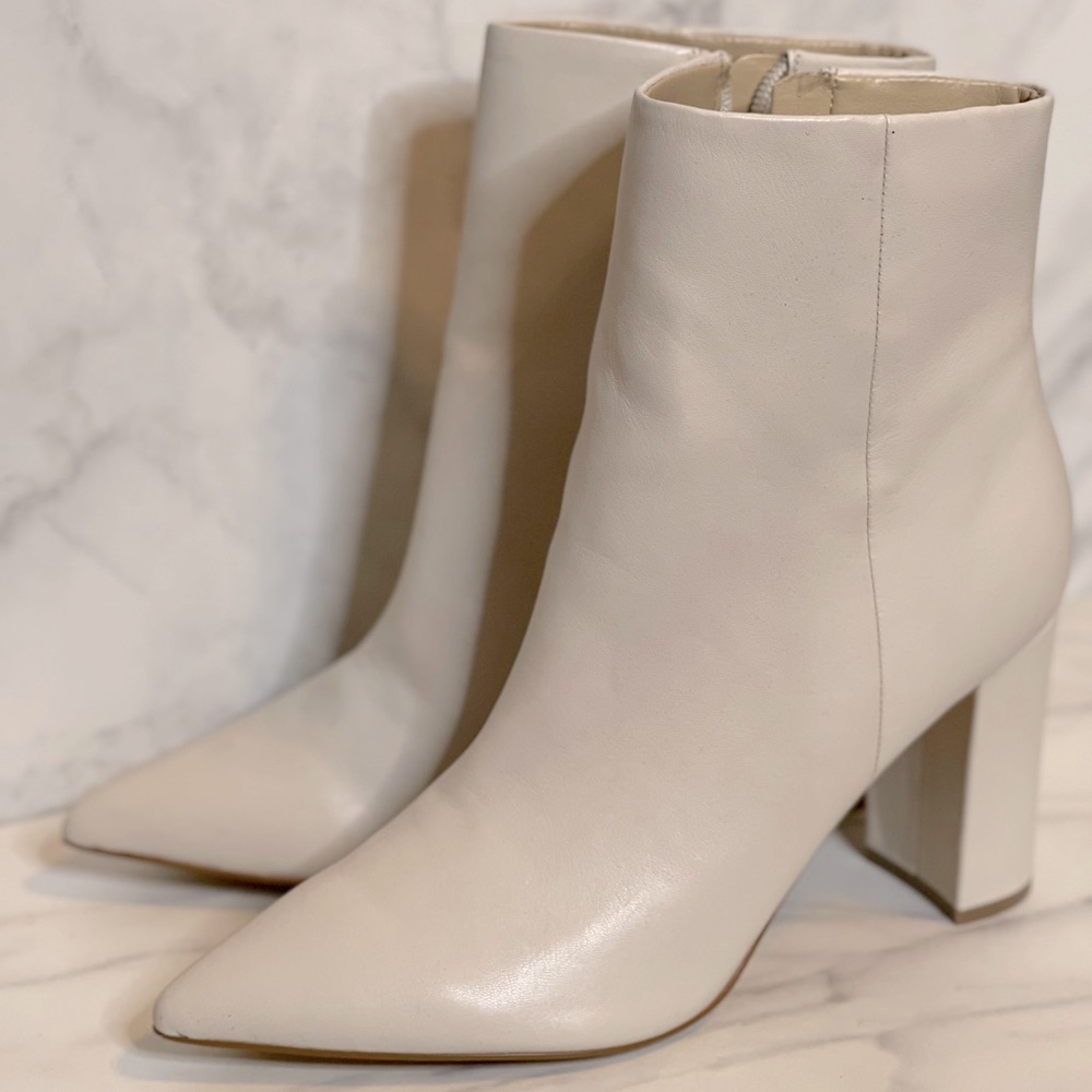 Marc Fischer LTD  Ulani Bone Booties in 10
